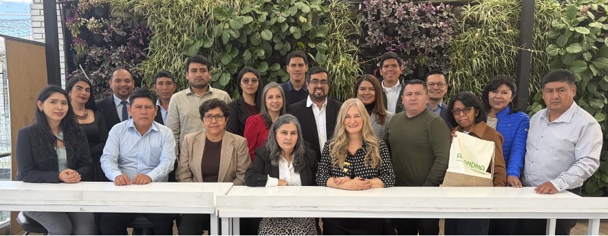 Delegación UNHEVAL y Areandina