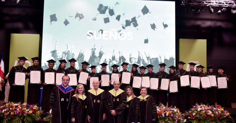 Primera promoción de Medicina Areandina Valledupar