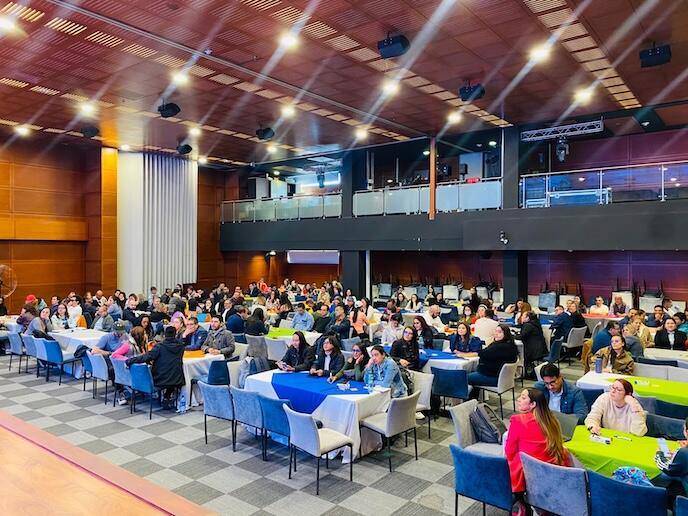 Masiva jornada de formación docente